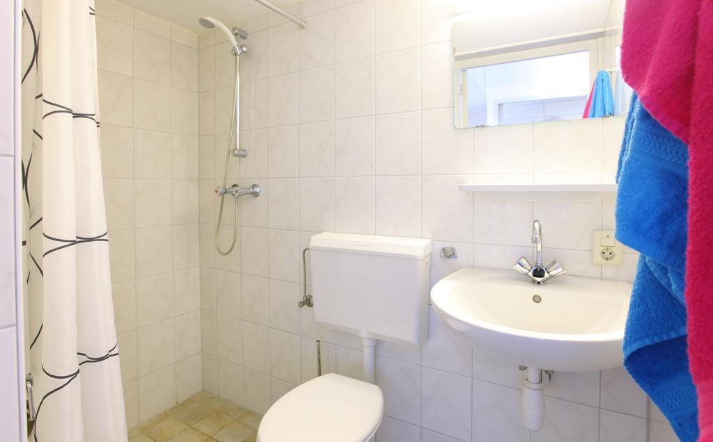 Roompot Schin Op Geul Born Camera foto