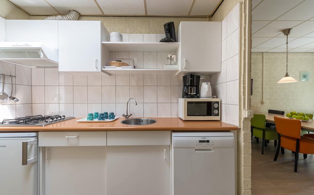 Roompot Schin Op Geul Born Camera foto